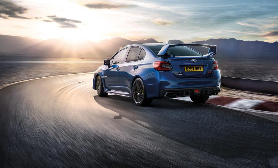  Subaru WRX STI Final Edition 2017 года  (UK) (фото 10 из 10)